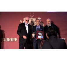 ΤΗΝ ΗΓΕΤΙΚΗ ΤΟΥΣ ΘΕΣΗ ΣΤΗΝ ΑΓΟΡΑ - CHC GROUP