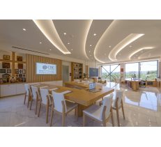 ΤΗΝ ΗΓΕΤΙΚΗ ΤΟΥΣ ΘΕΣΗ ΣΤΗΝ ΑΓΟΡΑ - CHC GROUP