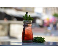 ΤΙΣ ΓΕΥΣΕΙΣ ΜΕ ΙΣΤΟΡΙΑ - ΦΥΛΛΟΣΟΦΙΕΣ